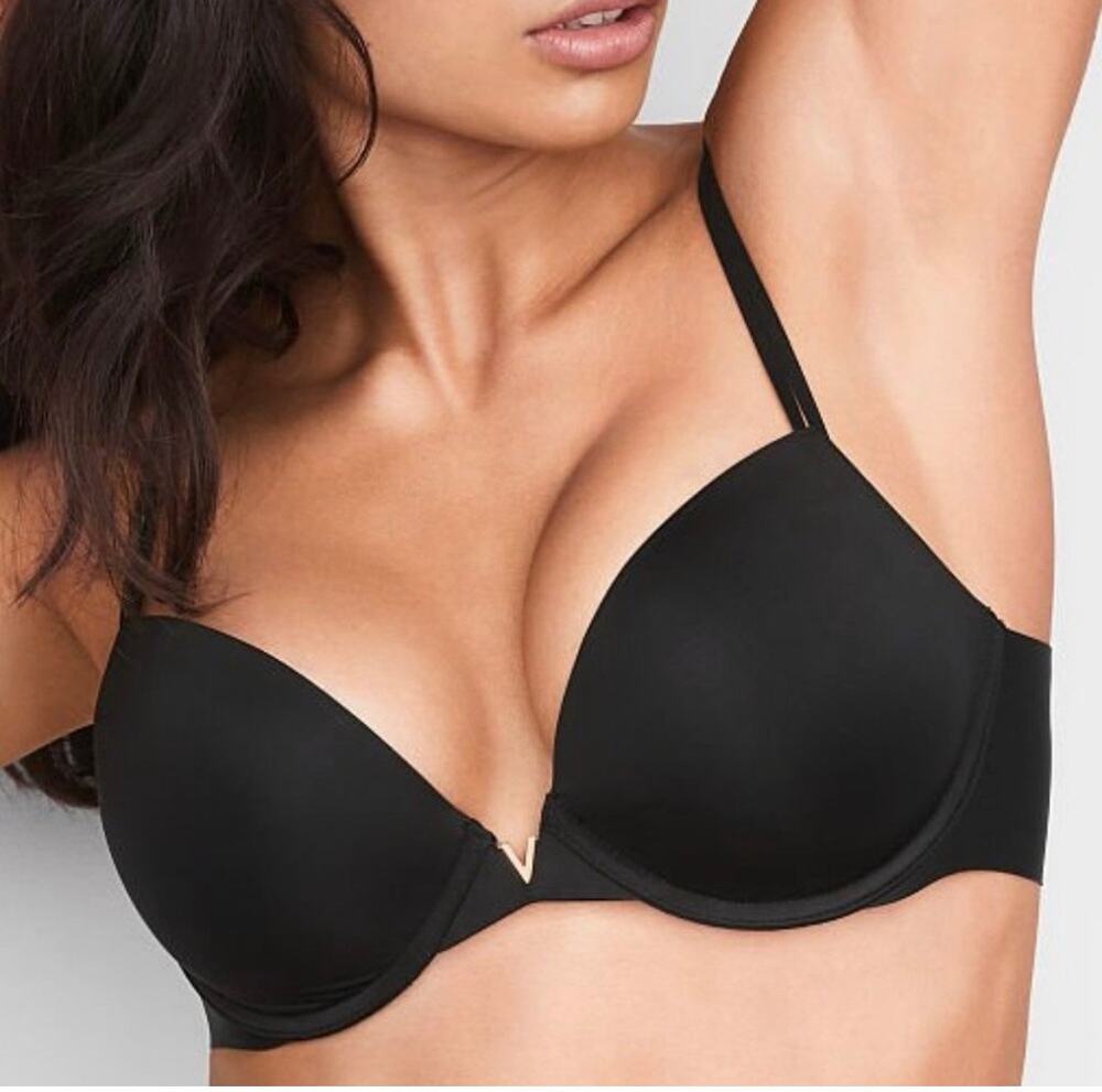 Victoria’s Secret VS Sexy Illusions Push-Up Bra Black Underwire Plunge Bra 32C